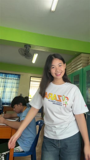 Happy Birthday Greetings with Yelich Grade Level