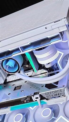 ASIAHORSE on Instagram: "“Where light meets aesthetics.”💡✨ #ASIAHORSE #hydruscable #cableextensions #psucables #customcables #cablemod #PCBuild #GamingPC #BudgetPC #PC #pcbuildingtips #pc #techrupert #gaming #tech #setup #aesthetic"