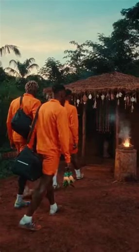 Les joueurs ivoiriens en préparation chez le plus puissant marabout #tiktok #tiktokafrique🇹🇬🇨🇩🇨🇮🇧🇯🇬🇦🇨🇲🇬🇦 #cotedivoire🇨🇮