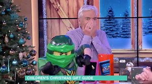 That awkward moment when you're trying to host a TV show, and almost swear LIVE on air!🙊 See all of the gifts right here 👉 http://www.itv.com/thismorning/home-garden/our-top-toys-for-children-this-christmas | This Morning