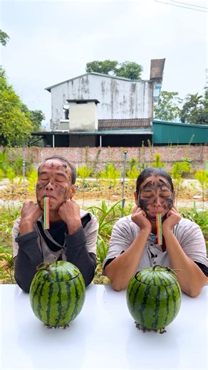 hai anh em trêu chọc nhau siêu dễ thương 🍉🍡🍭😂😱👶🏻♥️👴 #shorts #cute