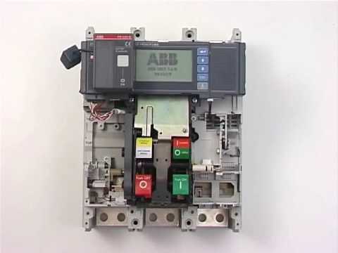 VIDEOMANUAL SACE Tmax T7 replacement of trip unit PR331 with PR332 trip unit and modules