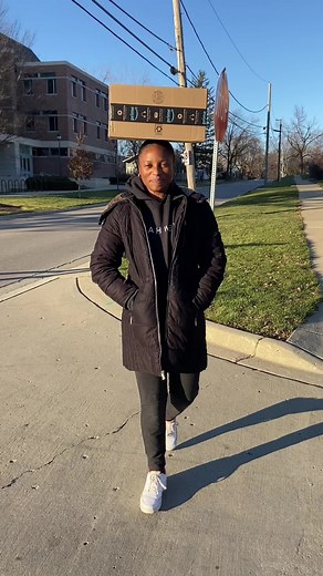 Am zambian, of course I have an accent and siri can’t transcribe my English😂!! #zambia #habesha #internationalstudent #fyp @semmynesibu