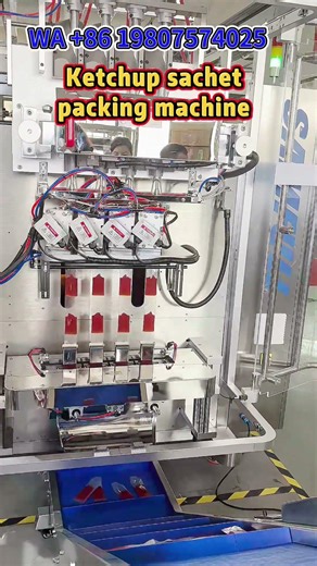 Fully automatic ketchup sachet vertical form filling sealing machinery #packagingmachine