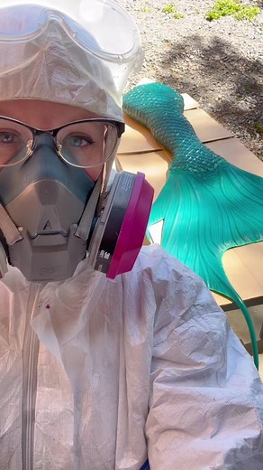 Painting a Mermaid Tail Tutorial