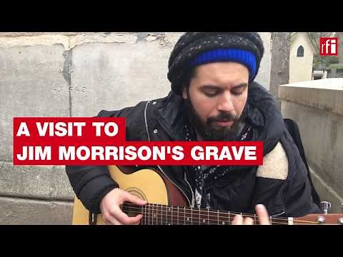A visit to Jim Morrison's grave in Père Lachaise cemetery (France)