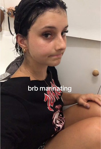 molly 💋 (@mollywandreyjones)’s videos with Ticking Clock Countdown Egg Timer Sound Effects - Sound Effects Nation