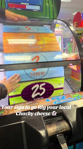 Amazing Trip to Chuck E. Cheese with 3900 Points!