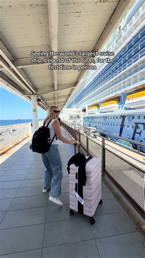 We still can’t believe how big this ship is!😱 @Royal Caribbean, Legend of the Seas📍 #legendoftheseas #royalcaribbean #iconclass #largestcruiseship #cruisetok