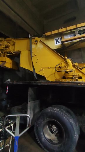 Industrial Machine Maintenance in a Mechanical Workshop