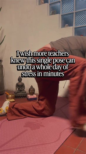 Let me explain why: Viparita Karani, also known as Legs Up the Wall, is one of the simplest and most powerful poses you can do. Here’s what it actually does: • Improves circulation after hours of standing • Supports lymphatic drainage (goodbye heavy legs) • Gently downshifts your nervous system • Stimulates the vagus nerve (your body’s calm switch) • Reduces mental overstimulation • Helps your body move from “alert” to “safe” And teachers? We live in “alert” all day. Scanning the room. Holding e