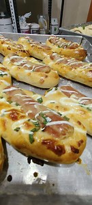 473K views · 1.3K reactions | Chicken Hot dog rolls and ham & cheese bread recipe | Inday Jonna Tinapay | Facebook