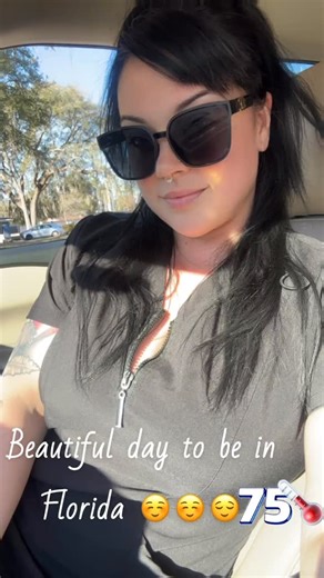 Brieeezzyyy on Instagram: "Just enjoying the sunshine on this beautiful day☺️ #florida #followforfollow #followforfollowback #black #likeforfollow"