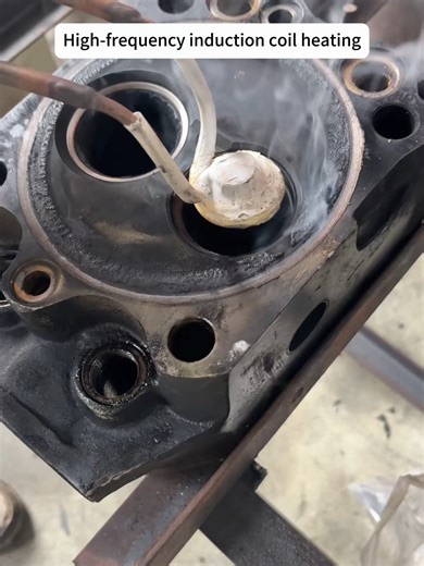 Facilitar la extracción del anillo del asiento de la válvula