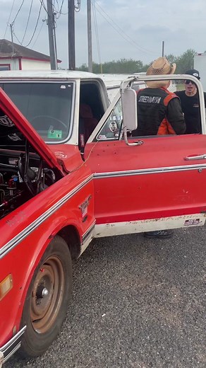 Farm Truck Setup for Racing Fans