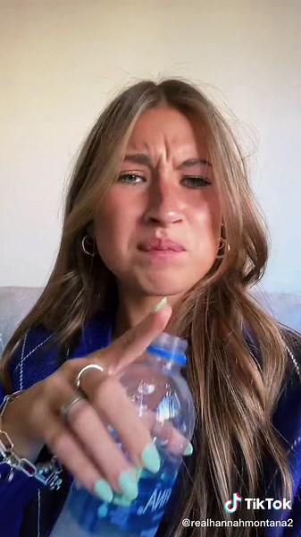 han 2.0 (@realhannahmontana2)’s videos with original sound - leangutted