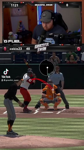 Goose Gossage Sacrifices for the Team in MLB Gaming Moment