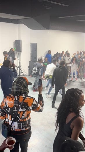 LAA LEE PERFORMANCE WITH FEVER BOSS & WALLA WASS | Fever Boss