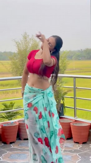 Majhi Daile jalai Hanyo Majhi paryo jalaima 💃♥️ #reelsfbシ #viralreels #foryoupage #explorepage #reels #nepalisong #dance #viralreelsシ #viralvideoシ | Aayesha Chhetri