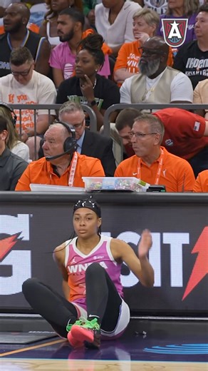 3.5M views · 80K reactions | When you meet up with your friend at the function  #DoItForTheDream | Atlanta Dream | Facebook