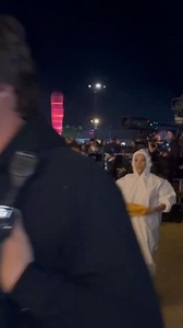 251K views · 555 reactions | Doja Cat arrived in a hazmat suit before she headed on stage at Coachella.  Tap the link in bio for to read all about the surprises from Week 1. | People | Facebook