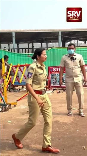 IPS Vasundhara Yadav at Medaram Jathara : #shorts #srvmedia