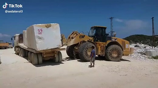 Front Loader in Action: Construction Vehicle Operations