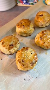 Maple Bacon Cheddar Biscuits! #breakfast #biscuits #maplebacon | Cooking with Kristin Stepp
