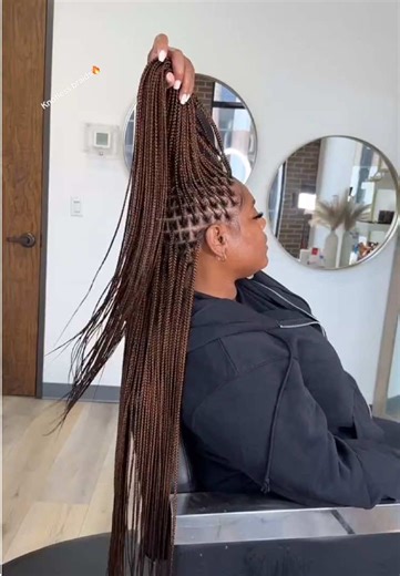 Bone Straight Extensions for Knotless Braids
