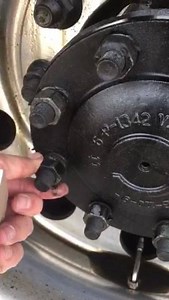 156K views · 227 reactions | This is the second 2019 freightliner found to have loose hub bolts during CMV inspections today. Not sure if Freightliner knows or if there is an active recall or just a fluke. | Iowa State Patrol Commercial Motor Vehicle Unit | Facebook