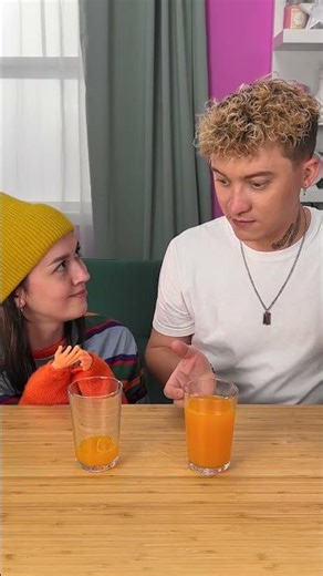 DIVERTIDO EXPERIMENTO CIENTÍFICO EM CASA! 🧪✨ | Faça com os amigos e crianças! #shorts