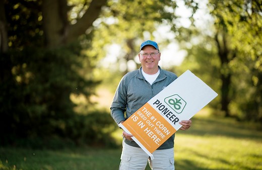 David Hula of Virginia sets new corn yield record with 623.84 bu/A | AGDAILY