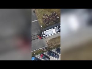 Bergamo, il video del tram della Teb in viaggio dalla Repubblica Ceca su una bisarca di 43 metri