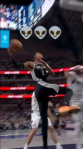 Wembanyama Tomahawk Dunk against Dallas Mavericks! #wembanyama #nba #basketball