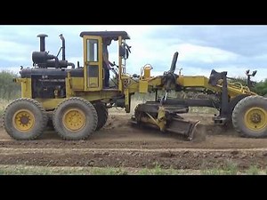 Aveling Austin Grader Working