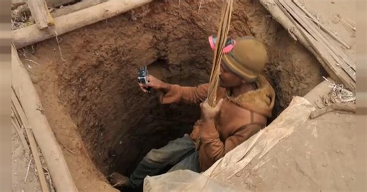 Illegal mining and deforestation increase pressure on Madagascar | Africanews