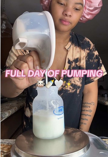 draft from two days ago! I wasn’t going to post this bc the quality was sooo bad and I lost the clips from my last two pump🙄 I have like 3 “full day of pumping” videos in my drafts that I’m not posting because they look bad BUT I have been pumping!!! 🤭starting tonight I’ll post the up to date pump videos instead of drafts!☺️ #momtok #momsoftiktok #pumptok #pumpingmom #exclusivelypumping #breastfeeding #breastmilk #lactation #lactationsupport #undersupplier #justenougher #oversupply #milksupply