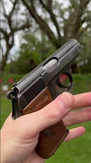 Shooting the 1941 Walther PPK war capture pistol - POV
