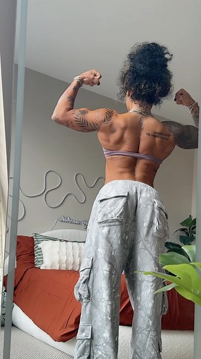 Ashley Shackleford | shacks back with the daily pump vids use and abuse code: shack | Instagram