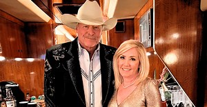 Alan Jackson Explains How His Wife Denise Inspires Him & His Music