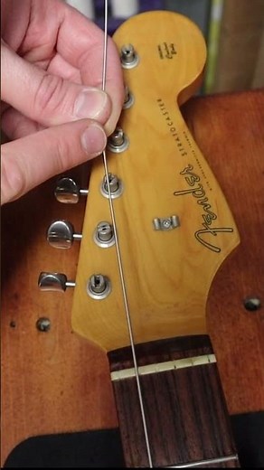How to Restring a Stratocaster (2 Styles)