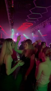 #westvirginia #ladiesnightout💃 #ladiesnightfridays $2000 balloons 🎈🎈🎈drop party | Coco Loco