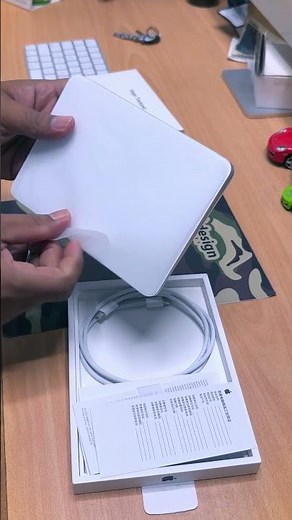 Apple Magic Trackpad - Unboxing