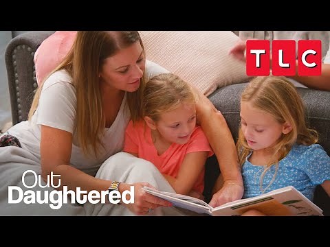 Reading with the Quints | OutDaughtered | TLC