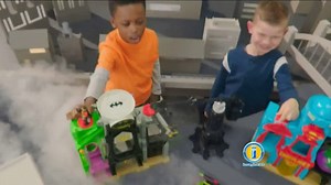 Imaginext DC Super Friends Super Hero Flight City TV Spot, 'Adventure'