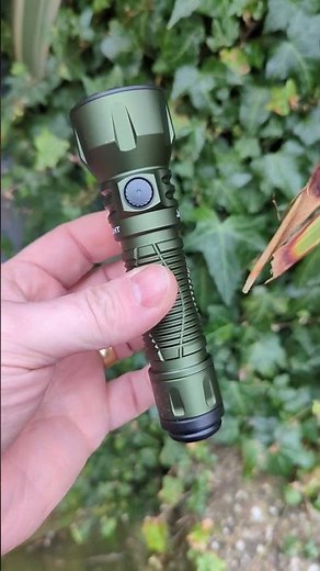 Powerful long distance flashlight beam - Olight Javelot