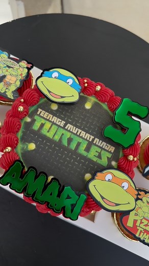 EbonyIvory Cakery on Reels