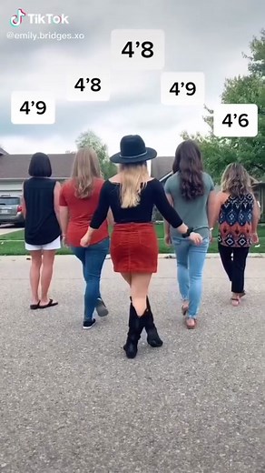 The shortest vs. the tallest family! #stitch