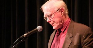 Célebre poeta norteamericano Robert Hass tiende “puentes de poesía” a Cuba