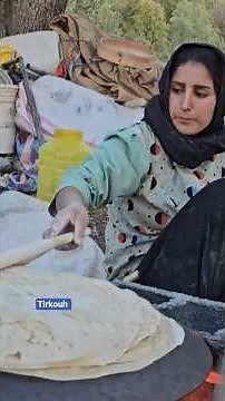 #Miracle of the nomads' hands: Baking the world's thinnest bread on fire! With a nomad woman#Nomads